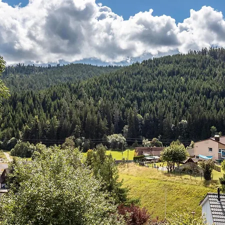 Am Waldrand アパート *